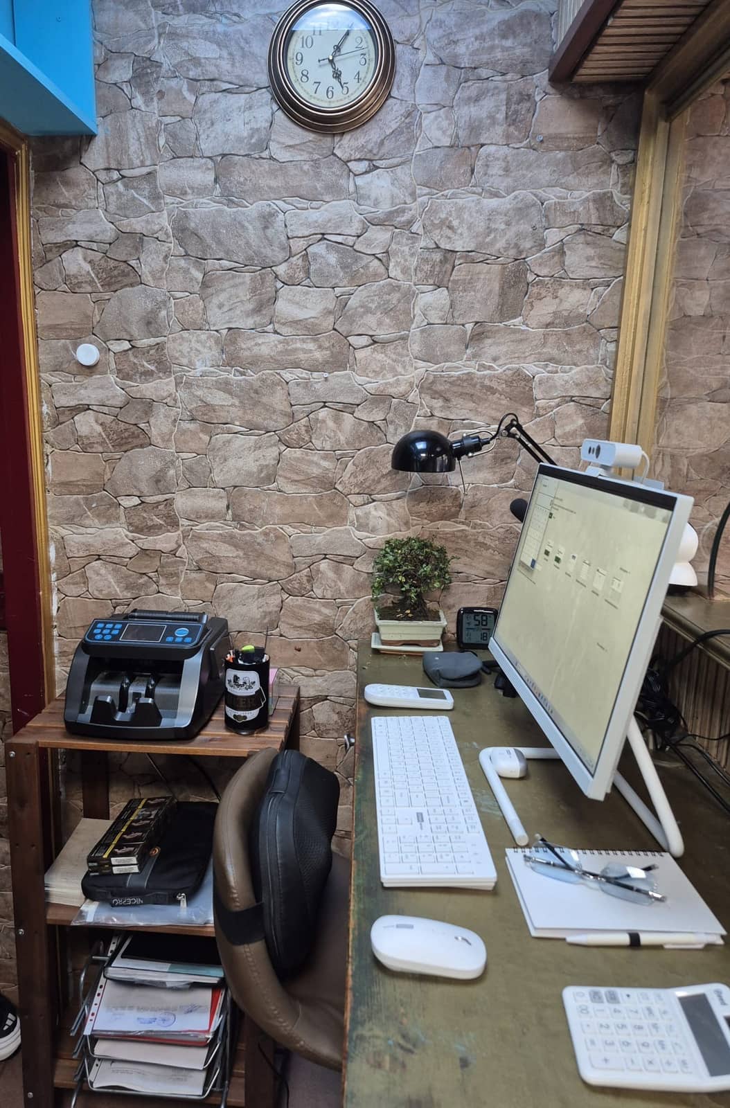 Turnkey money transfer & financial services shop in Lisbon — 4